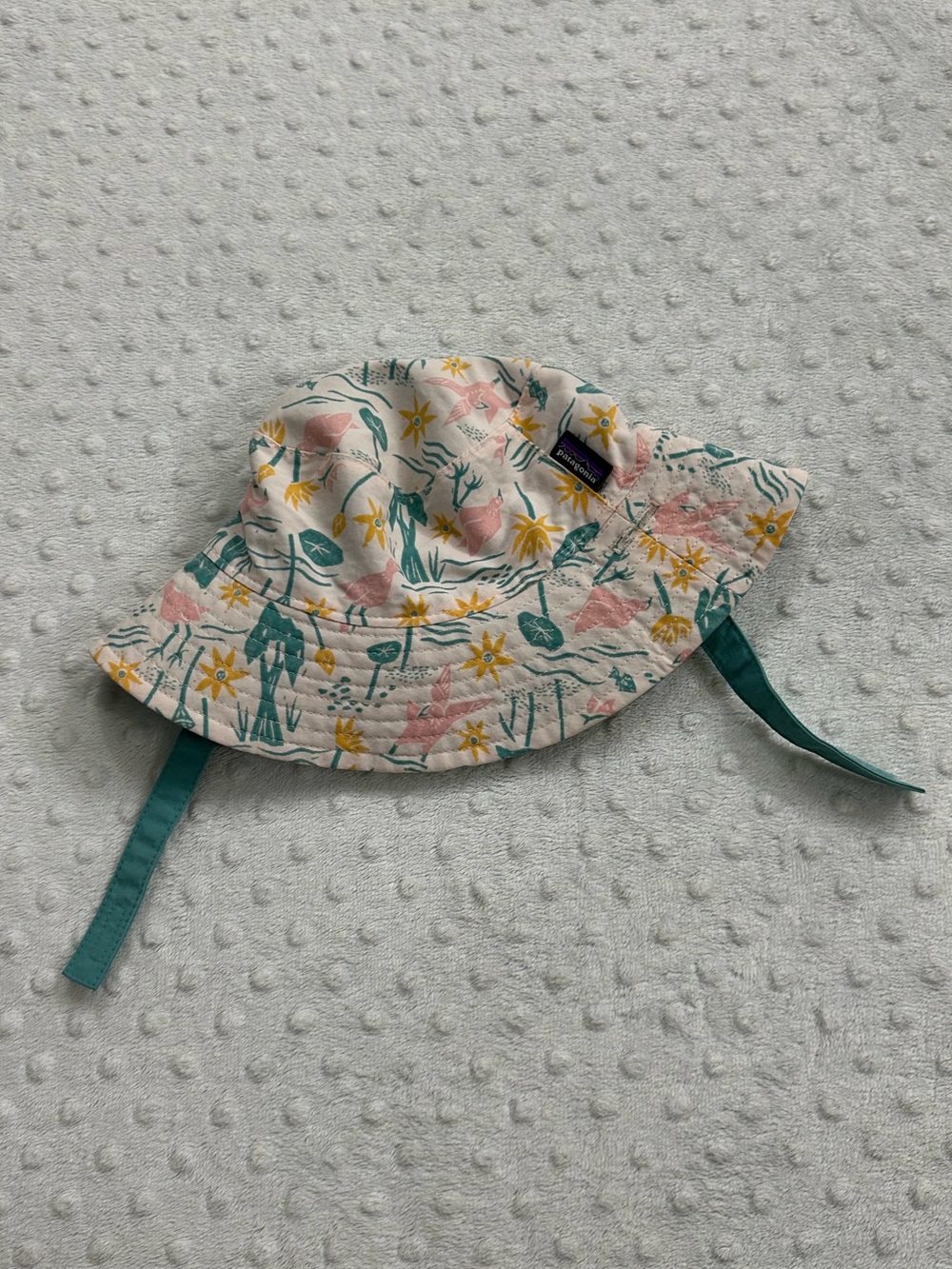 Patagonia Baby Reversible Bucket Hat (3-6mons)
